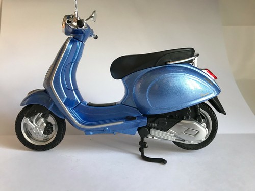 Vespa Primavera 150 blau, Maisto Roller Modell 1:12 - Bild 5 von 8