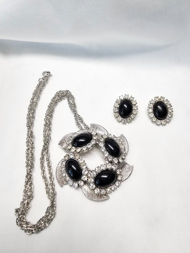 Rhinestone Necklace & Earring Set