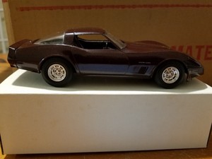 1982-Corvette-Hardtop-Dark-Claret-Dealership-Promo-NEW-IN-ORIGINAL-BOX