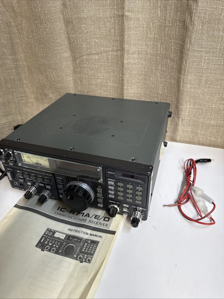 Icom IC-R71A Ham Radio Communications Receiver (NOT FULLY TESTED) | eBay