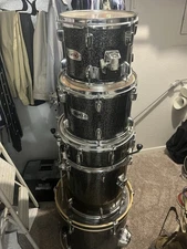 Mapex Drums 5 Piece Shell pack (Gold Sparkle) With Tom Mount.