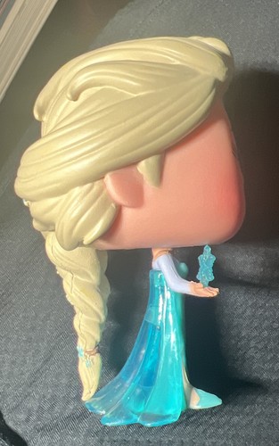 Funko Pop Disney Frozen Queen Elsa Figur 2014 #82 Vinyl Figur Figur ohne Karton - Bild 2 von 6