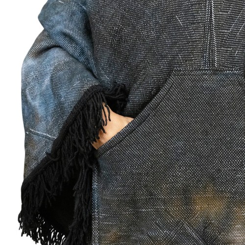100% LLAMA WOOL HOODED PONCHO | “MIDNIGHT CLOUDS” | HANDMADE IN ECUADOR | UNISEX - Picture 5 of 12
