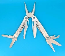 Leatherman Sidekick Multi-Tool, Knife, Pliers, Saw, Stainless! *DUNCAN AVIATION*