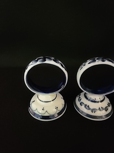 Set Of 5 Porcelain Napkin Holder Rings, 2-3/4" In Height By 2" In Width - Picture 3 of 13