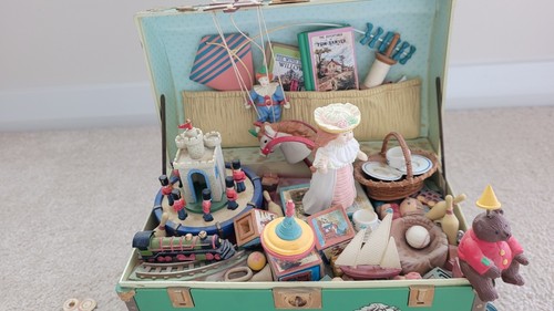 Enesco Vintage Toy Music Box - Picture 2 of 7