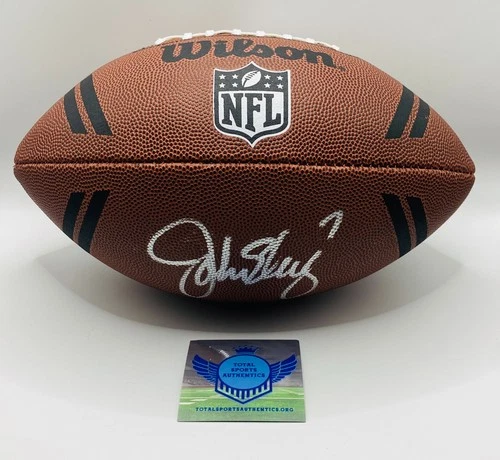 John Elway Signed Football With COA (3100061) (Broncos)