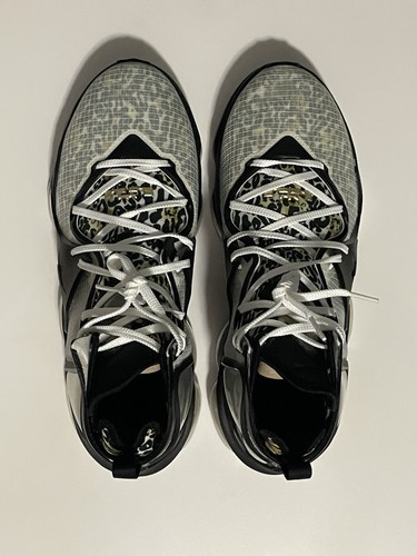 Nuevo Nike LeBron XIX 19 “Royalty” CZ0203-100 Hombres Talla 12.5 Zapatos de Baloncesto RARO - Imagen 4 de 7