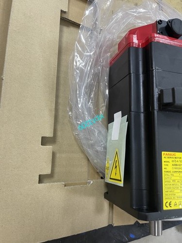 A06B-0215-B402 FANUC servo motor brand new FedExor DHL - Afbeelding 5 van 6
