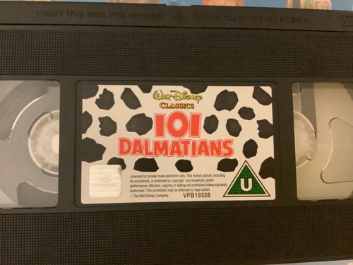 101 & 102 DALMATIANS UK - WALT DISNEY CLASSIC U VHS Plus promotional booklet - Picture 6 of 24