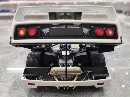 1:18 KYOSHO 08416PWG FERRARI F40 Metallic White FULL OPENING ################### - Picture 6 of 18
