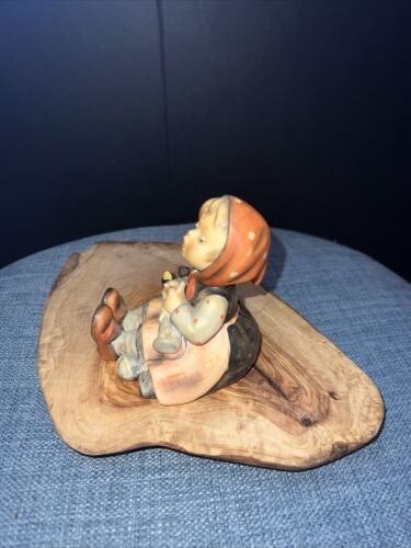 Vintage Goebel West Germany "Happy Pastime" Hummel Figurine #69 - Picture 4 of 5