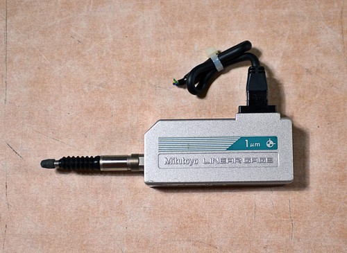 Mitutoyo Linear Gauge 542-124 - Picture 1 of 3