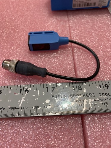 Sick WL9-3P3432 Photoelectric Sensor - Picture 8 of 9