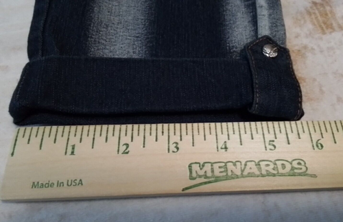 Gogo Star Capri Jeans Womens Size 1 Sexy Style NWT - Picture 7 of 8