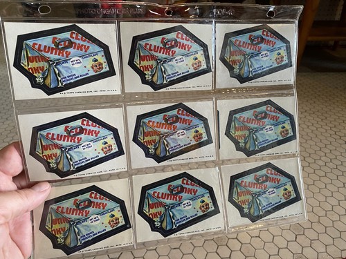Lotto di 109 confezioni stravaganti originali Topps 1974 anni 70 adesivi retro marrone chiaro L@@k! - Foto 6 di 24