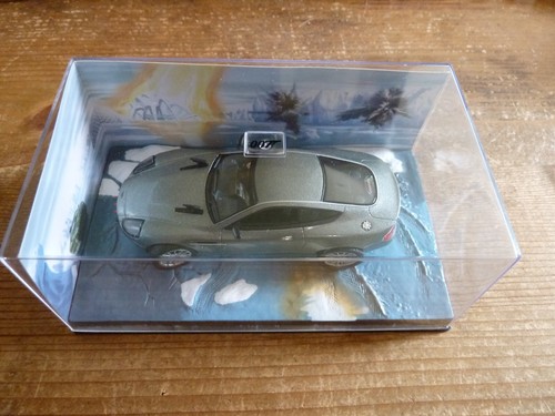 Aston Martin V12 Vanquish - Die Another Day - Bond 007 Car Collection G.E.Fabbri - Bild 7 von 8