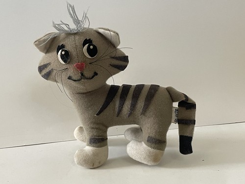 Vintage R Dakin 70s Dream Pets Grey Cat Stripped Tabby Kitten Japan - Picture 2 of 10