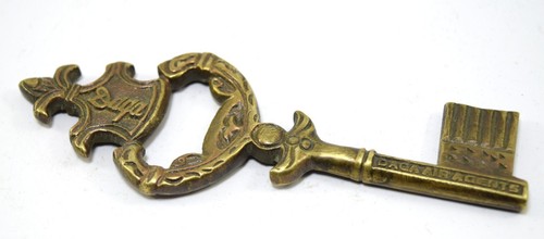 Vintage Brass Key Shape Drink Bottle Opener Very Beautiful Collective. G47-236 - Picture 3 of 8
