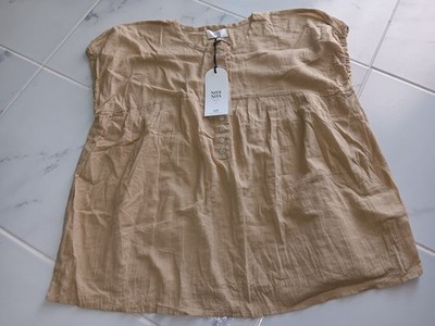NOA NOA women Medium size light brown sleeveless light weight blouse NWT