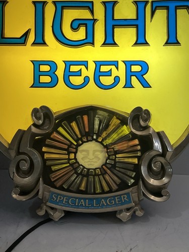 Vintage 1970s Schlitz Light Beer on Tap Light with Motion Sunburst Sign Wall - Picture 2 of 17