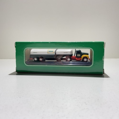 Camión cisterna miniatura Hess 2004 en caja (1) - Imagen 3 de 6