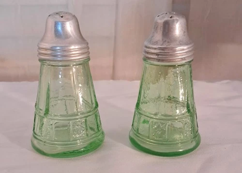 New ListingDepression Era Jeannette Doric Green Glass Shaker Set 3 1/2" Tall UV+