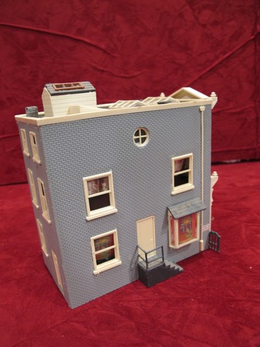 N & HO SCALE HOTEL, STORE ,OFFICE, HOUSE , ACCESSORYS EXTRAVAGANZA2~LOT39 - Picture 7 of 14