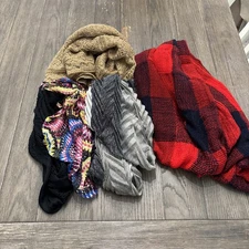 Lot of 4 Infinity Scarves. Knitted, Acrylic. Warm!