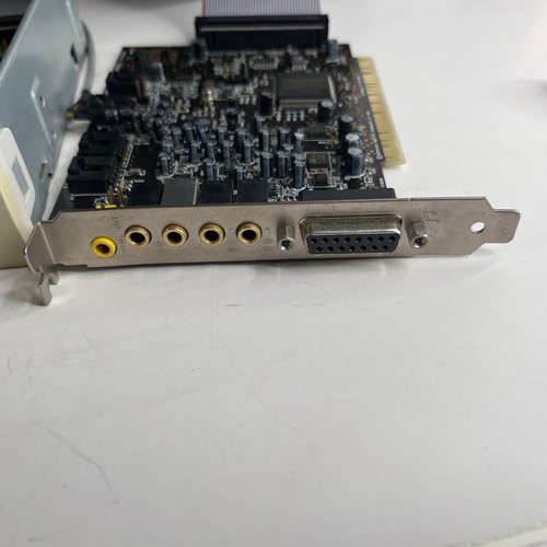 Creative Labs Sound Blaster Live Drive CT4860 (with) Sound Blaster Live CT4760 - Afbeelding 3 van 3