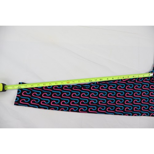 LuLaRoe Women's Leggings One Size Black Interlocking Pipe Dreams Dance Yoga - Picture 4 of 11