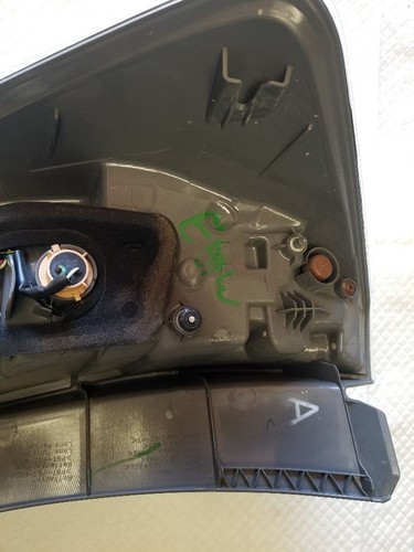 12 13 14 TOYOTA PRIUS V PASSENGER RIGHT TAIL LIGHT OEM - Foto 7 di 12