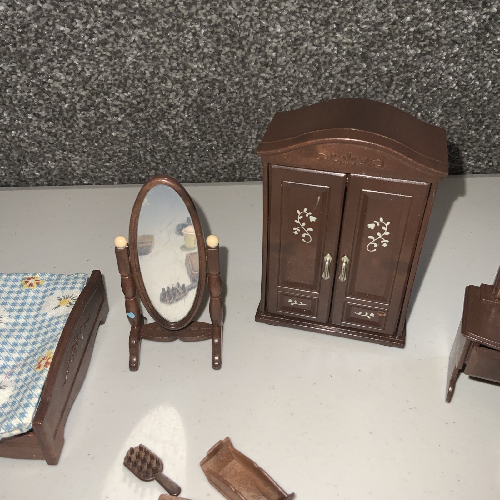 Picture 5 of 9