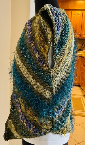 Lucci Yarns Woman’s JazzyDiagonal Vest Large NancyBoccuzziDesigner Sample - Picture 7 of 9