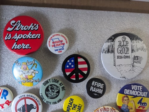 Konvolut 24 politische Werbung Bier Zoo Pinback Buttons - Bild 2 von 7