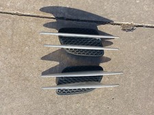 R230 Mercedes Right Left Set Side Fender Air Vent Grille Trim Grill SL-Class OEM
