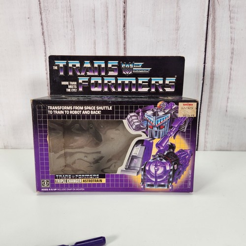 Astrotrain w/Box 100% Complete 1985 Vintage Hasbro G1 Transformers figure - Picture 5 of 16