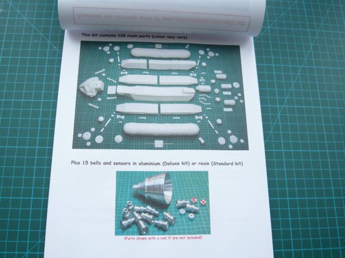 Space 1999 Raumschiff ""SWIFT"" limitiertes Harz-Kit mit Aluminiumglocken Upgrade-Set brandneu in Verpackung - Bild 20 von 20