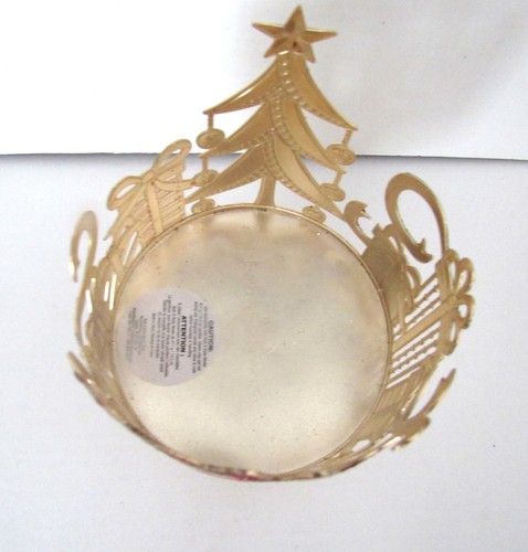 Bath & Body Works Christmas Theme Enameled Candle Holder Pedestal - Picture 4 of 4