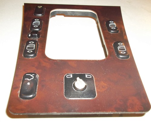  97 Mercedes W210  E320 E430 Center Gear Shifter Console  (OEM) - Picture 1 of 3