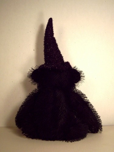 HALLOWEEN STUFF PLUSH Animal Mask Black Bear w/ Witch Pin 13" Tb Toy Trading Co - Picture 4 of 5