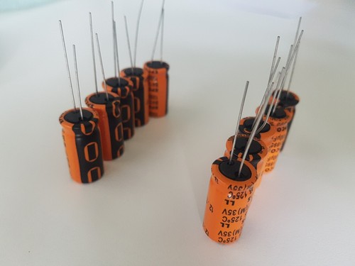 10 X capacitors 1000uF 35V 125' EPCOS B41895 Electrolytic B41895G7108M