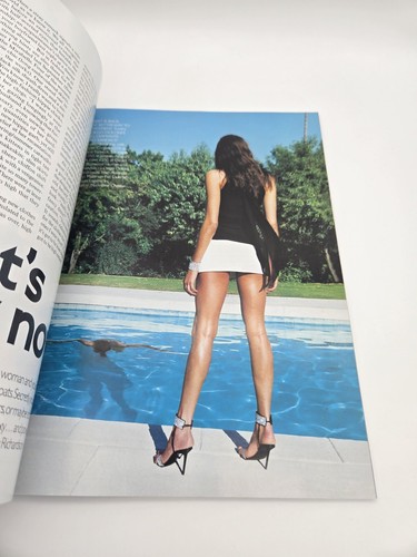 British Vogue January 2000 Gisele Bundchen - Imagen 6 de 6
