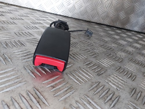 Sicherheitsgurt Gurtstraffer hinten - AUDI A1 I (1) 8X - Ref: 8X0857739C - Bild 1 von 3