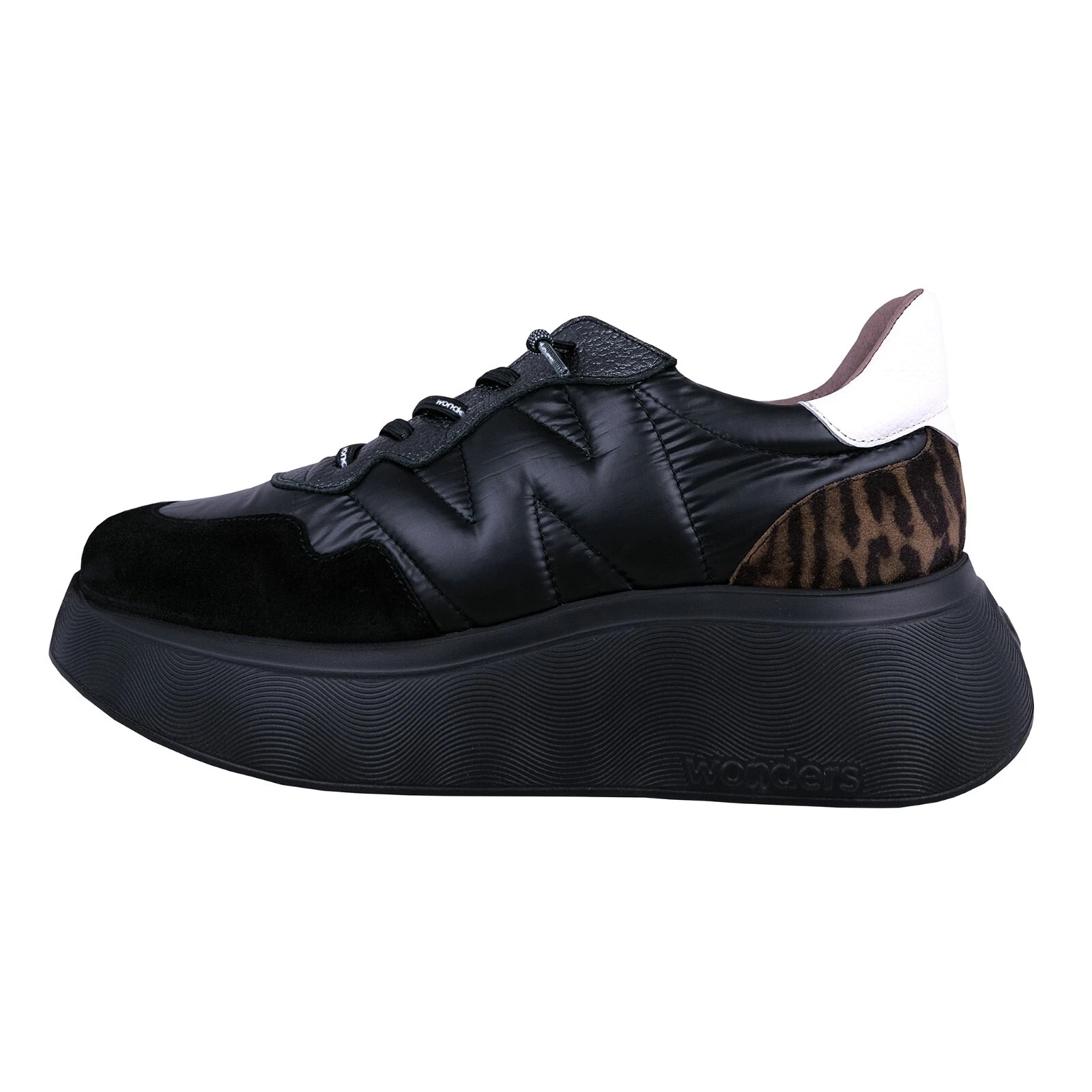 Wonders Rome: Women's Shoes Black With Platform Leather Light A-3610