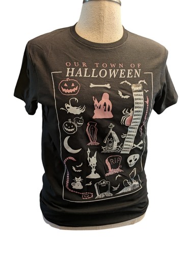 Our Town Of Halloween Tee Nightmare Before Christmas Size Small  - Bild 1 von 5