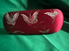 Red butterfly design Hard Shell Eyeglasses case