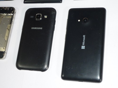 Lotto lavoro 6 cellulari non testati Samsung Sony ecc. - Foto 8 di 10