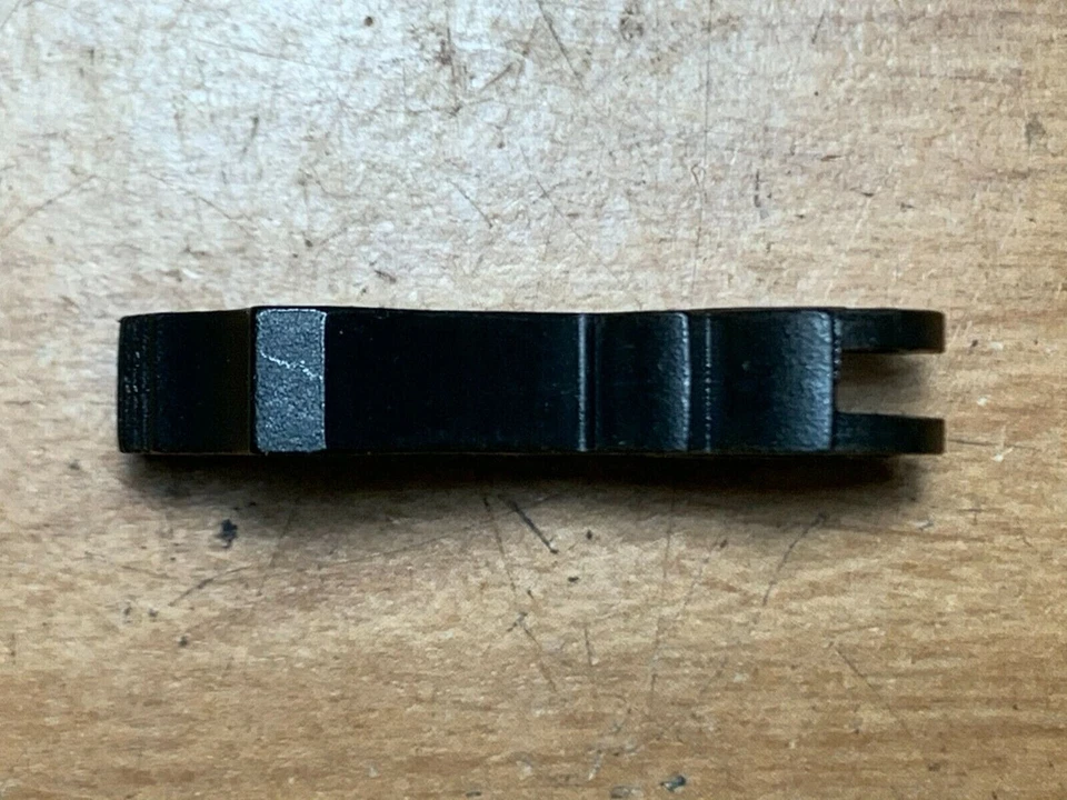 FN Browning Hi Power Martillo de anillo de estilo antiguo 9mm/40 NOS Military Contract Part P35 Foto 4 de 4