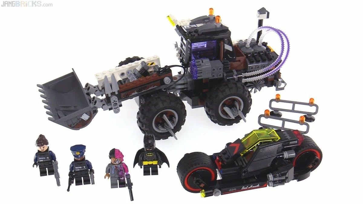 LEGO Batman Movie Two-Face Minifigure from 70915